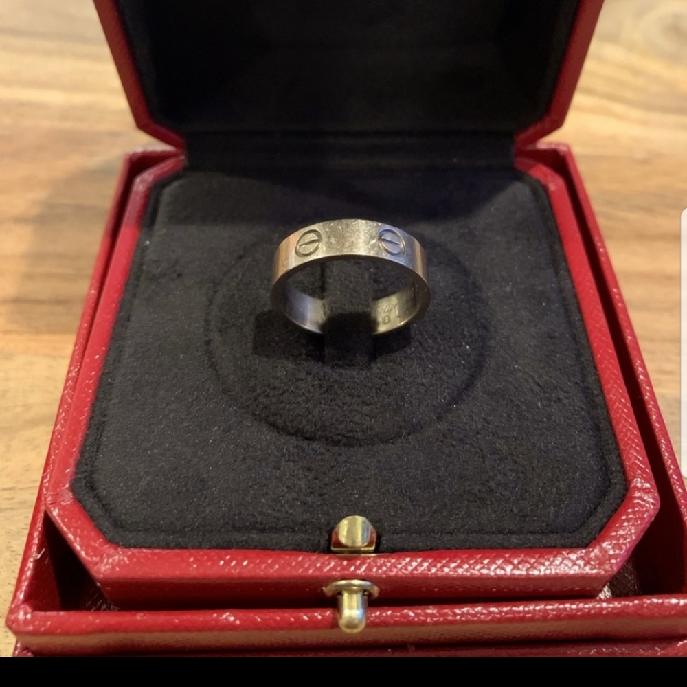 HOSTPICK!!! CARTIER WHITE GOLD LOVE RING - Picture 8 of 12